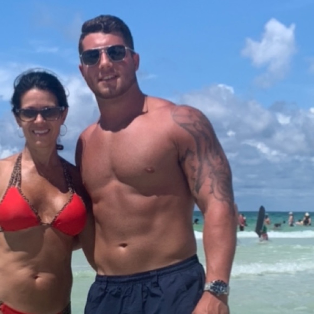 Meet your Posher, Gage